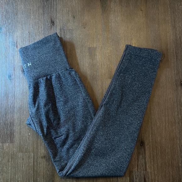 NVGTN Charcoal Gray High-Waisted Skinny Leggings - Picture 5 of 6